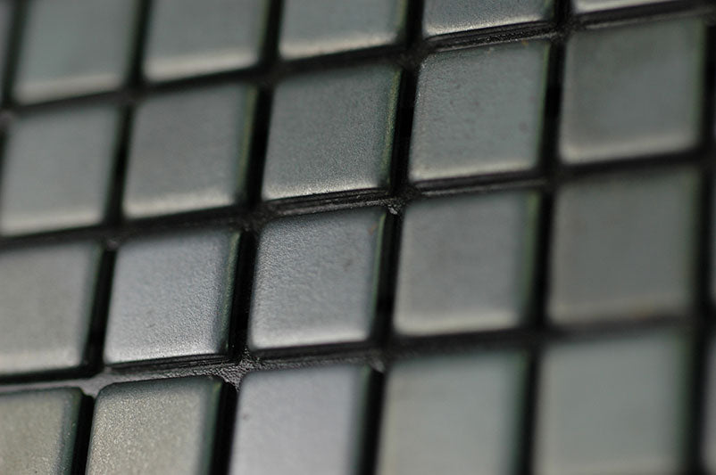 Glomesh raw steel tile