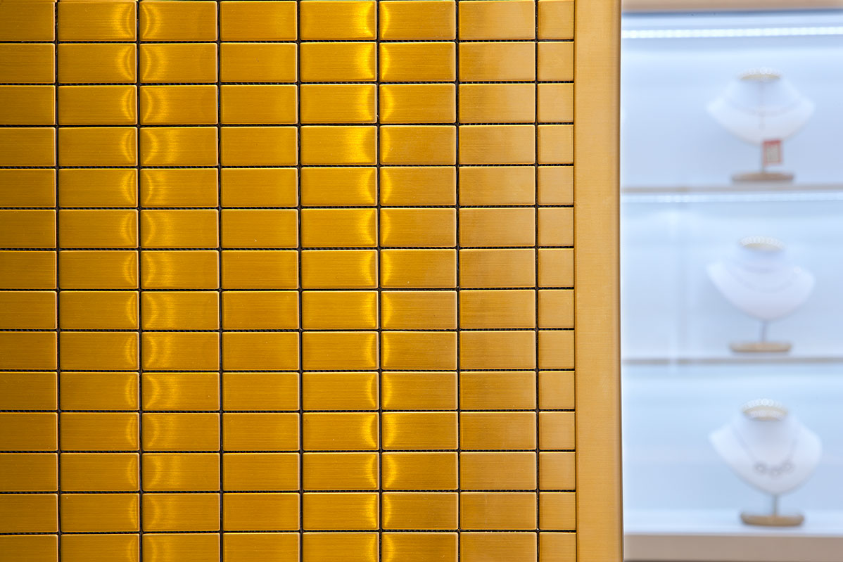 Bauhaus titanium gold tile